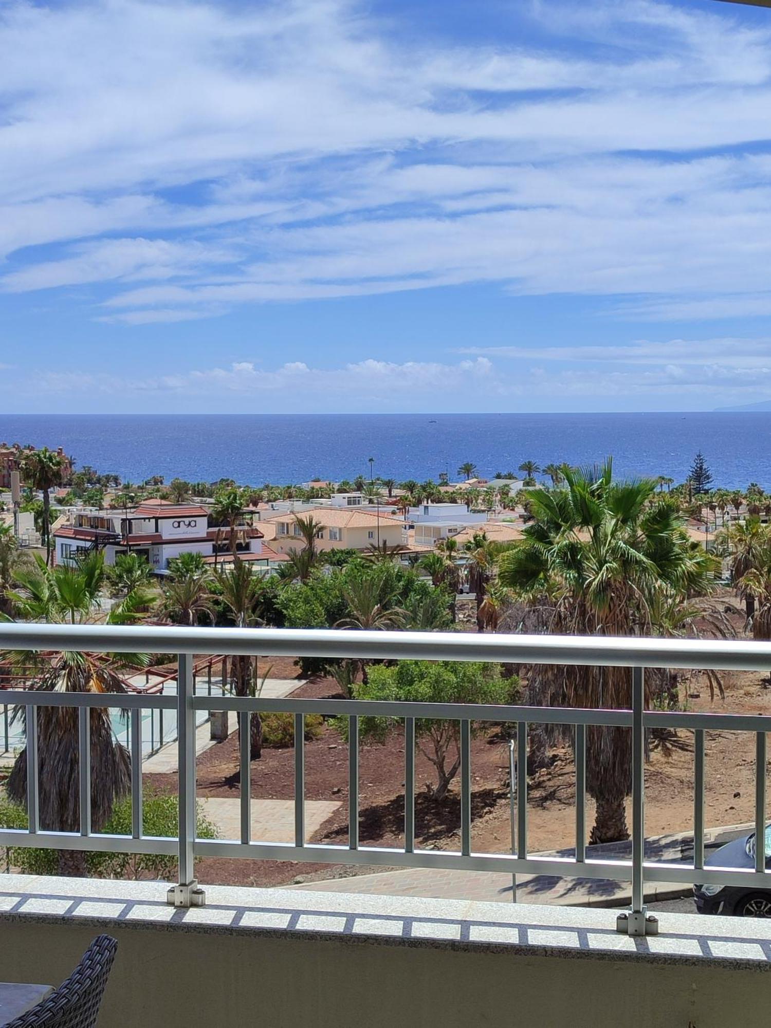Comfortable Apartment With Amazing Sea Views Палм-мар Екстериор снимка