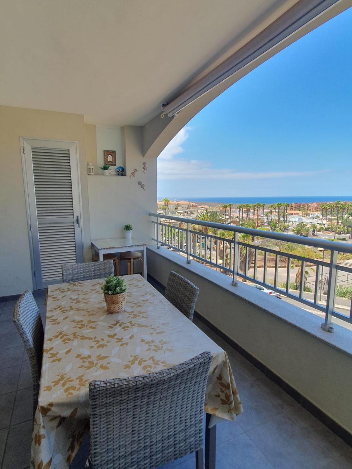 Comfortable Apartment With Amazing Sea Views Палм-мар Екстериор снимка